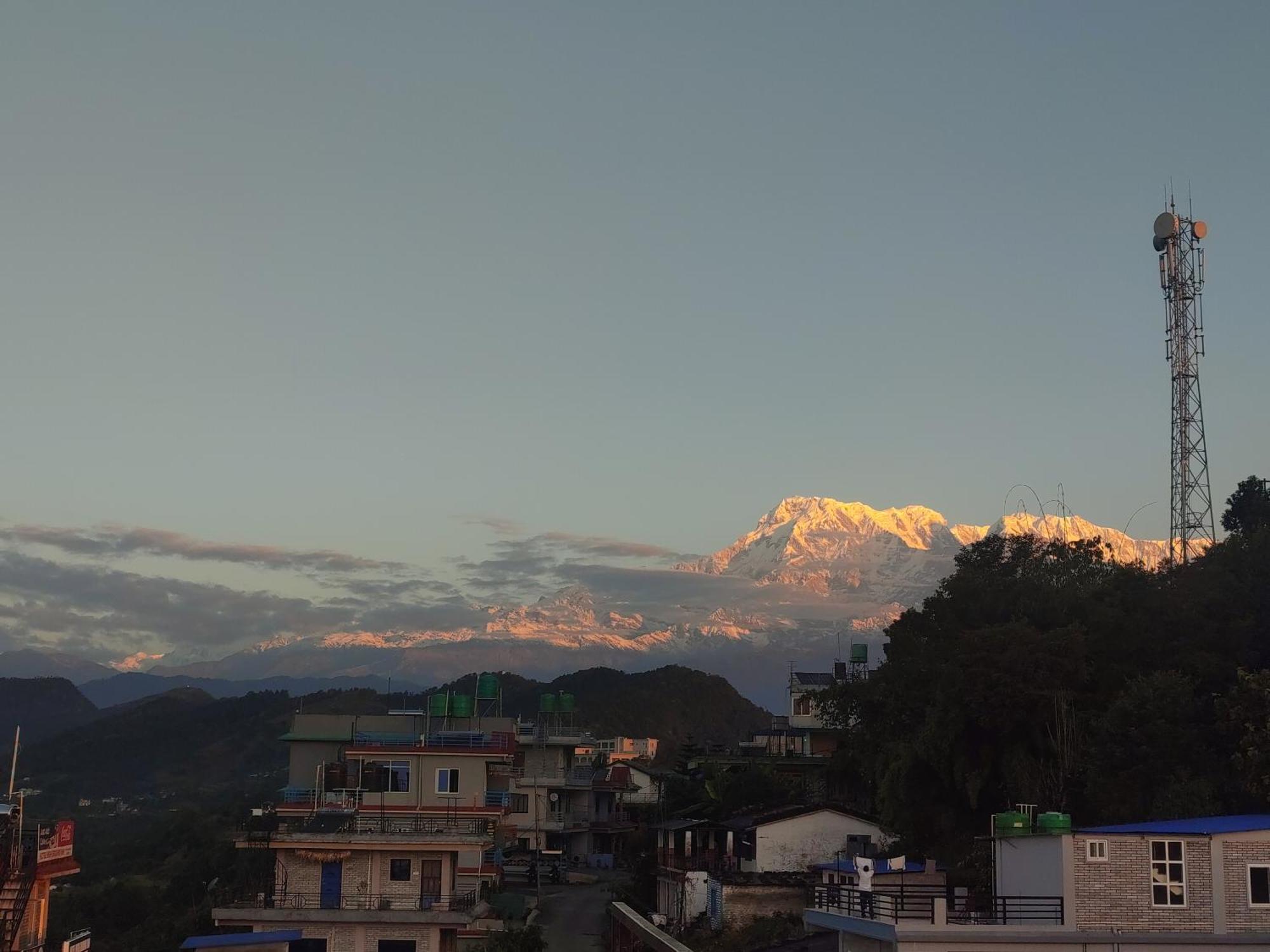 Sarangkot Hotel New Galaxy Pokhara Exterior photo